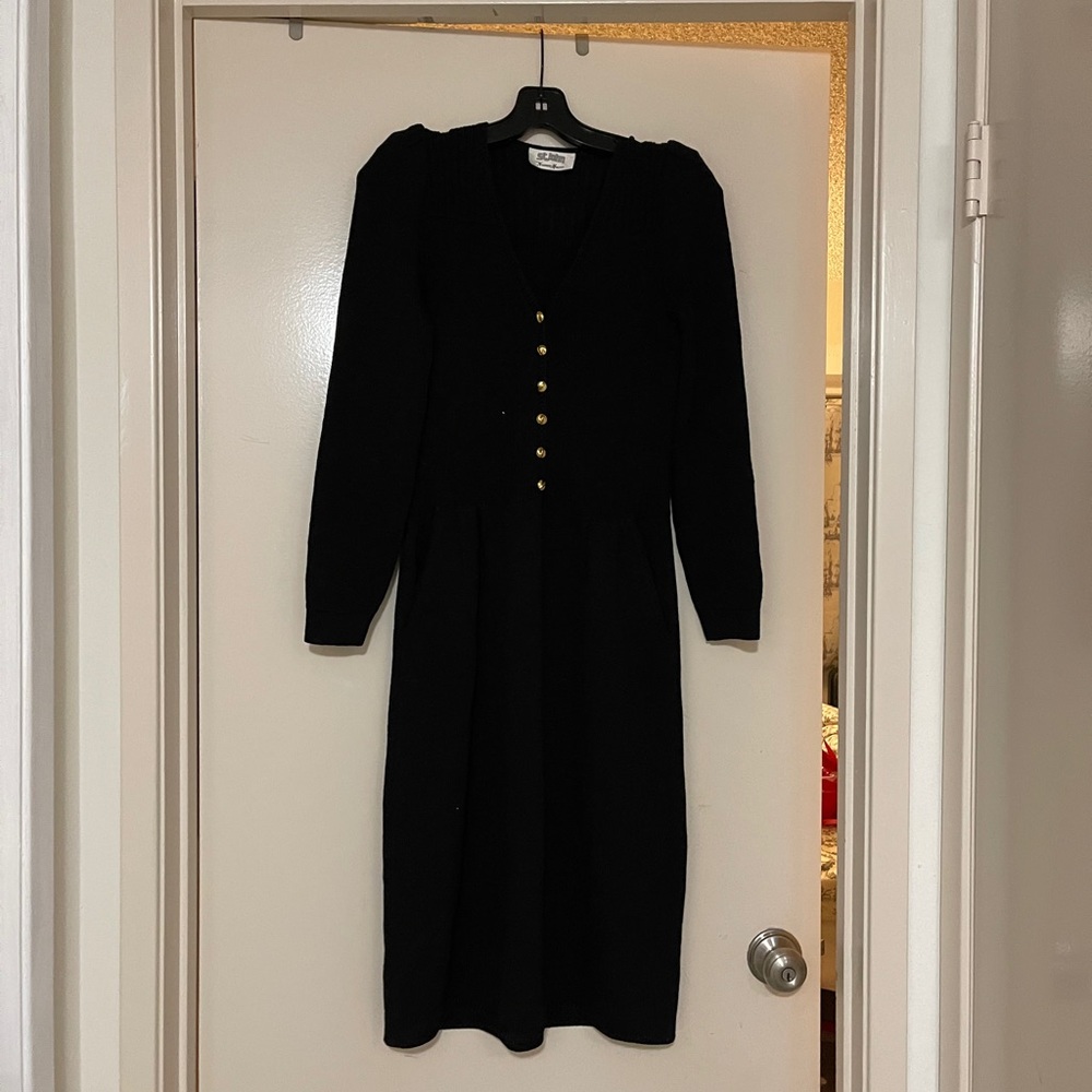 Designer knitted St. John’s dress